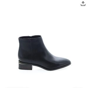 Elegant Black Ankle Boots